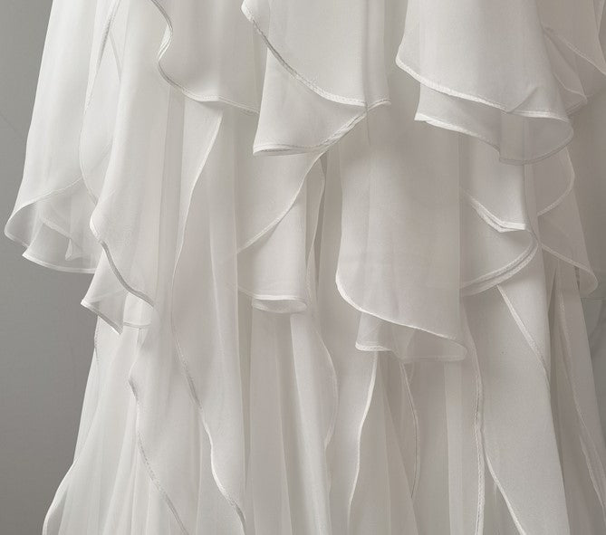 DOLLY Luxury White V-Neck Sleeveless Loose Ruffle Wedding Dress-Yola