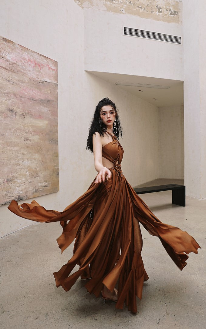 DOLLY Elegant Brown Halter Neck Loose High Waist Pleated Resort Dress-VEe M / Brown DOLLY Elegant Brown Halter Neck Loose High Waist Pleated Resort Dress-VEe M / Brown