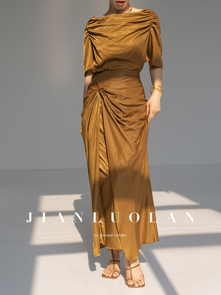 Huanzi custom pleated short-sleeved top + high-waisted heavy kneaded pleated shape split skirt suit