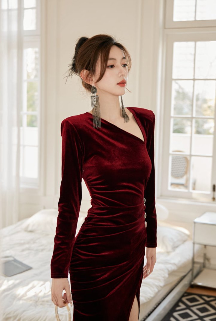 DOLLY Elegant Burgundy V-Neck Long Sleeve Velvet Long Slit Formal Dinner Dress-HAZEL