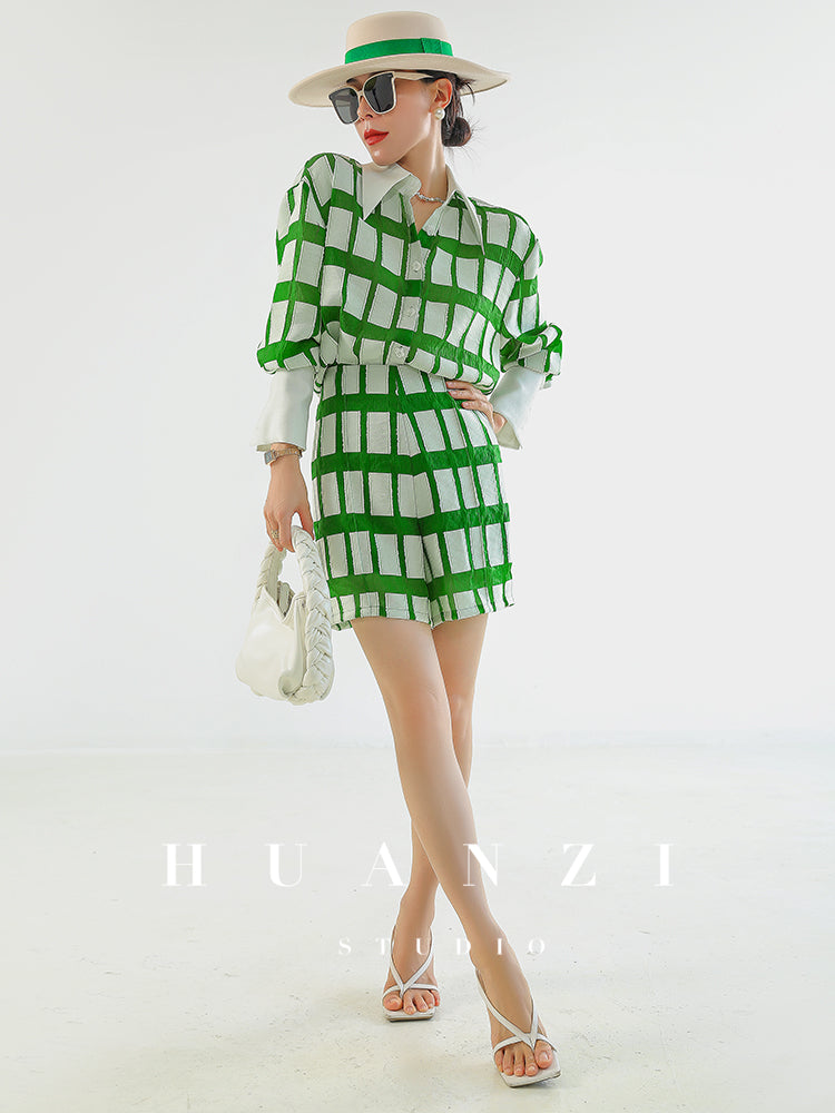 Huanzi jacquard plaid brushed green high waist short shirt - Guk