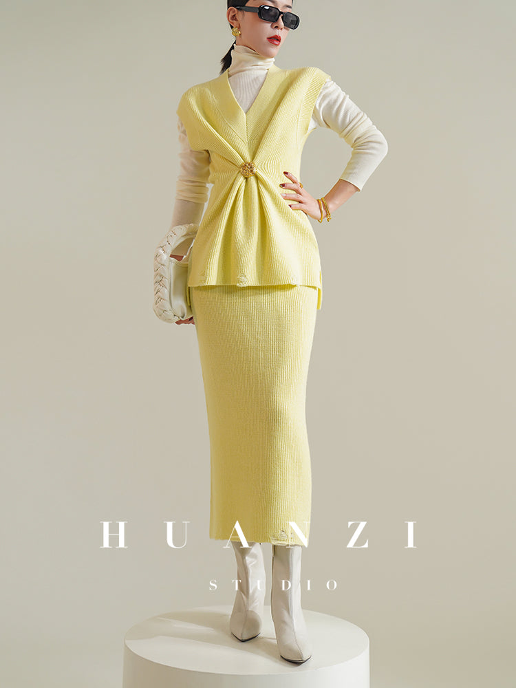 Huanzi custom knitted elegant fashion minimalist lazy V-neck suit fishtail skirt vest cardigan autumn and winter women