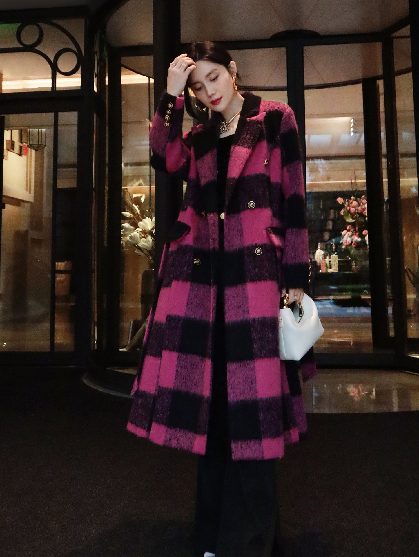 Winter New Design Sense Contrasting Pink Black Plaid Retro Wool Coat  Double-breasted Long Coat- Cochela