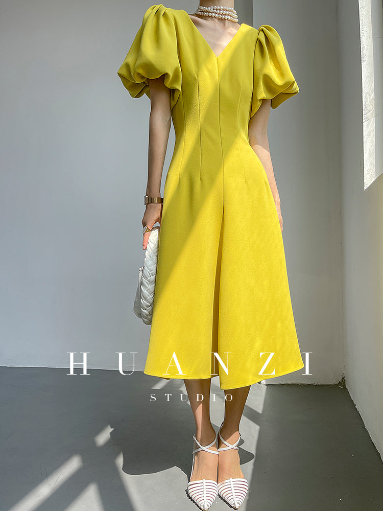 HUANZI summer V-neck dress midi puff sleeves French waist A-line dress - Narai